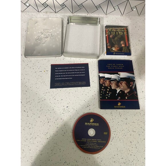 United States Marines Recruit Training Guide Booklet, Pamphlet and DVD - Picture 1 of 12